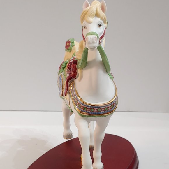 Lenox Christmas Carousel Horse  [ 2014 ] Height: 8 3/4 in - Picture 6 of 10